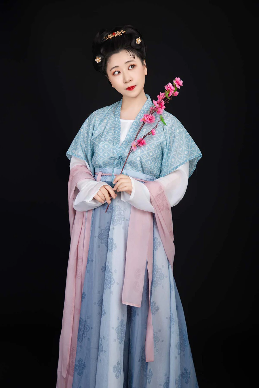 [YITUYU艺图语]2025.06.21 蒹葭 卡卡 YITUYU艺图语-第1张