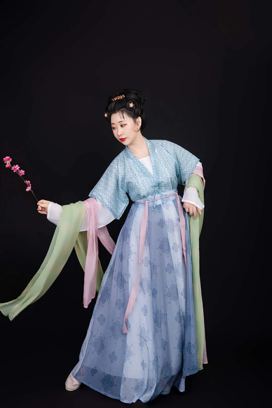 [YITUYU艺图语]2025.06.21 蒹葭 卡卡 YITUYU艺图语-第2张