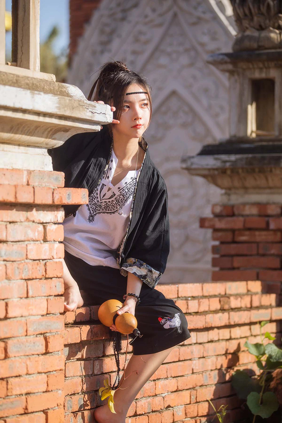 [YITUYU艺图语]2025.06.21 大金塔下的少年 徐十七嘛 YITUYU艺图语-第1张