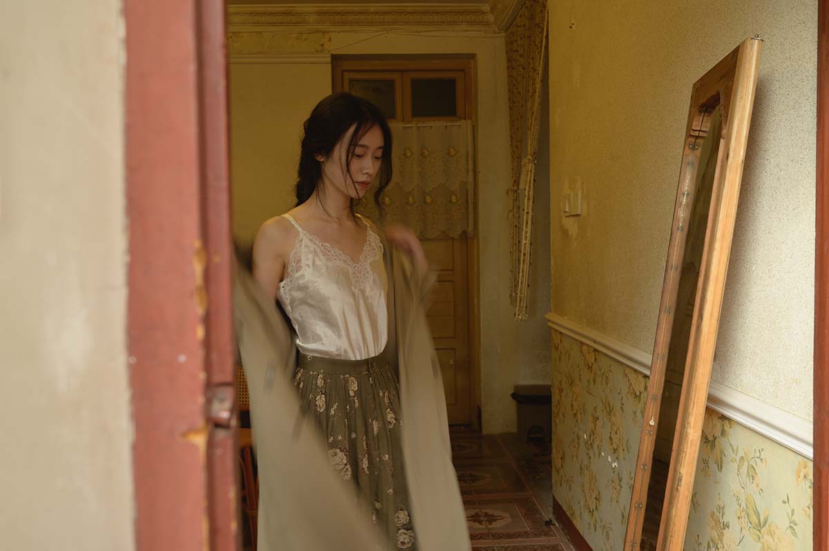 [YITUYU艺图语]2025.06.22 在一个无所事事的午后 何小絮 YITUYU艺图语-第2张