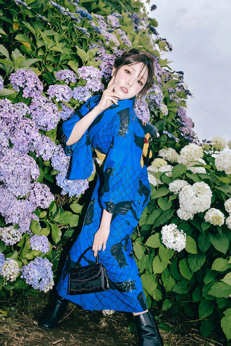 Ely_eee(ElyEE子) – Rainy Season Black Cat Cosplay-第1张