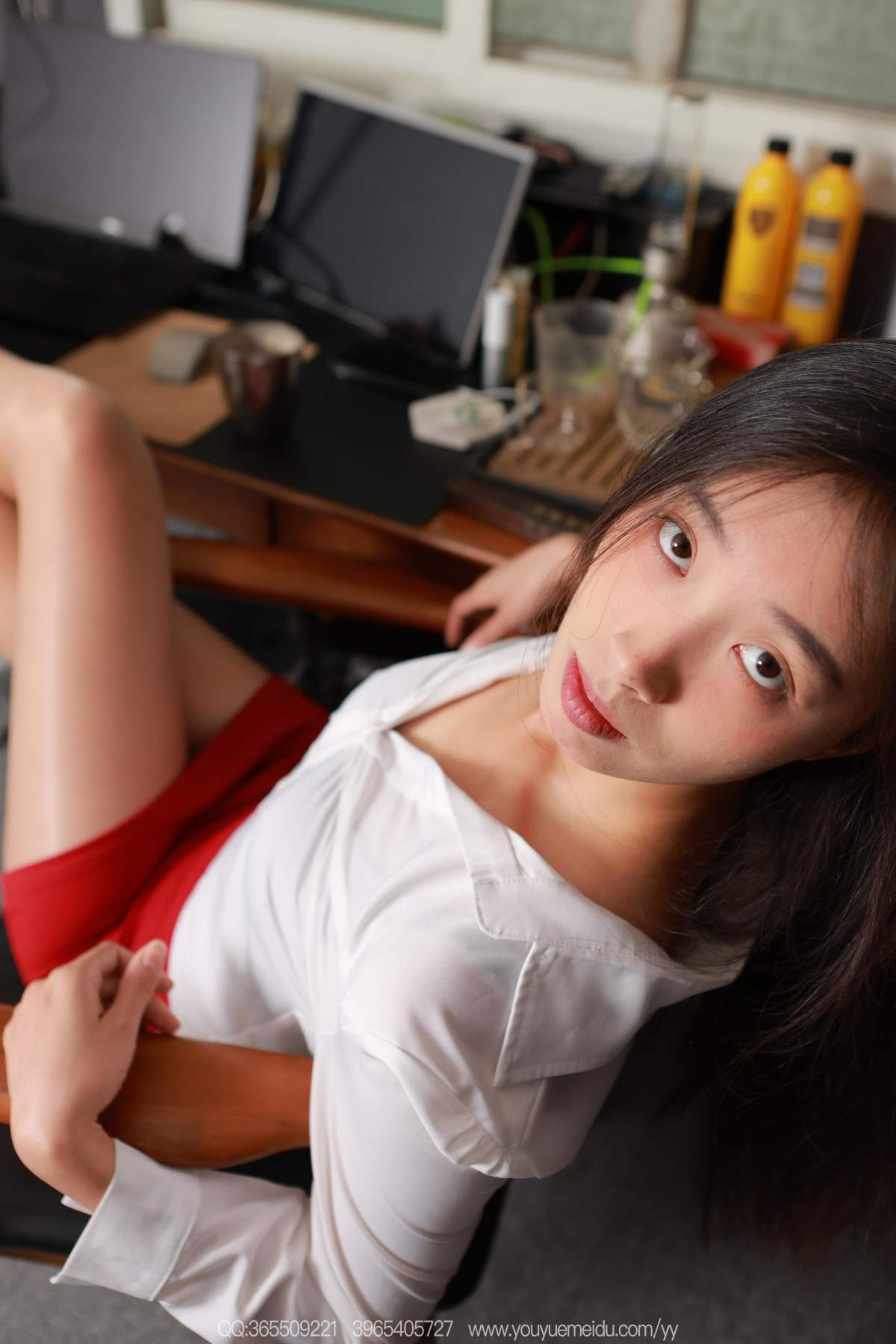 [IESS异思趣向] 2025.08.22 丝享家2138：小九《居高临下》 IESS异思趣向-第1张