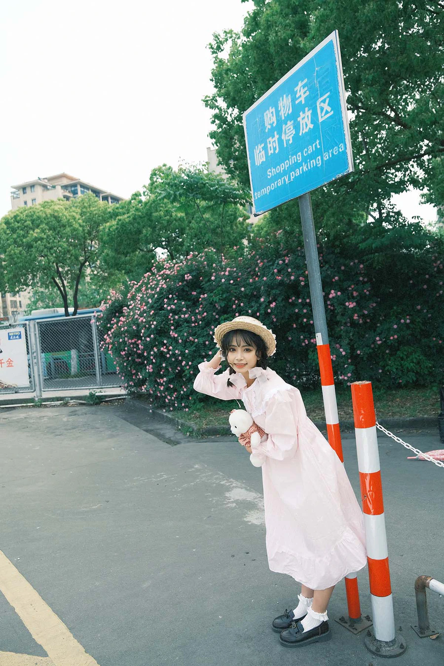 [YITUYU艺图语]2025.06.26 蔷薇少女 二二二月 YITUYU艺图语-第1张