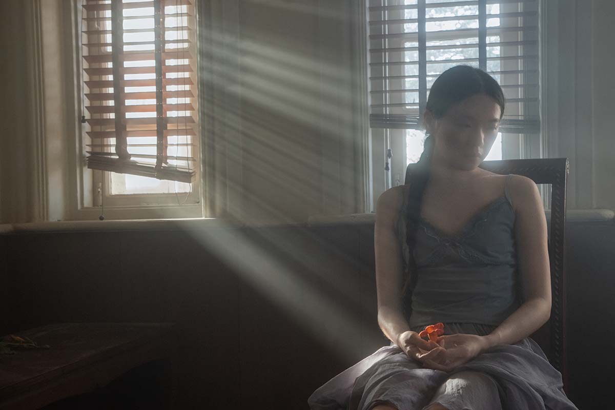 [YITUYU艺图语]2025.06.28 光，海棠花和女孩 蔡景梵 YITUYU艺图语-第1张