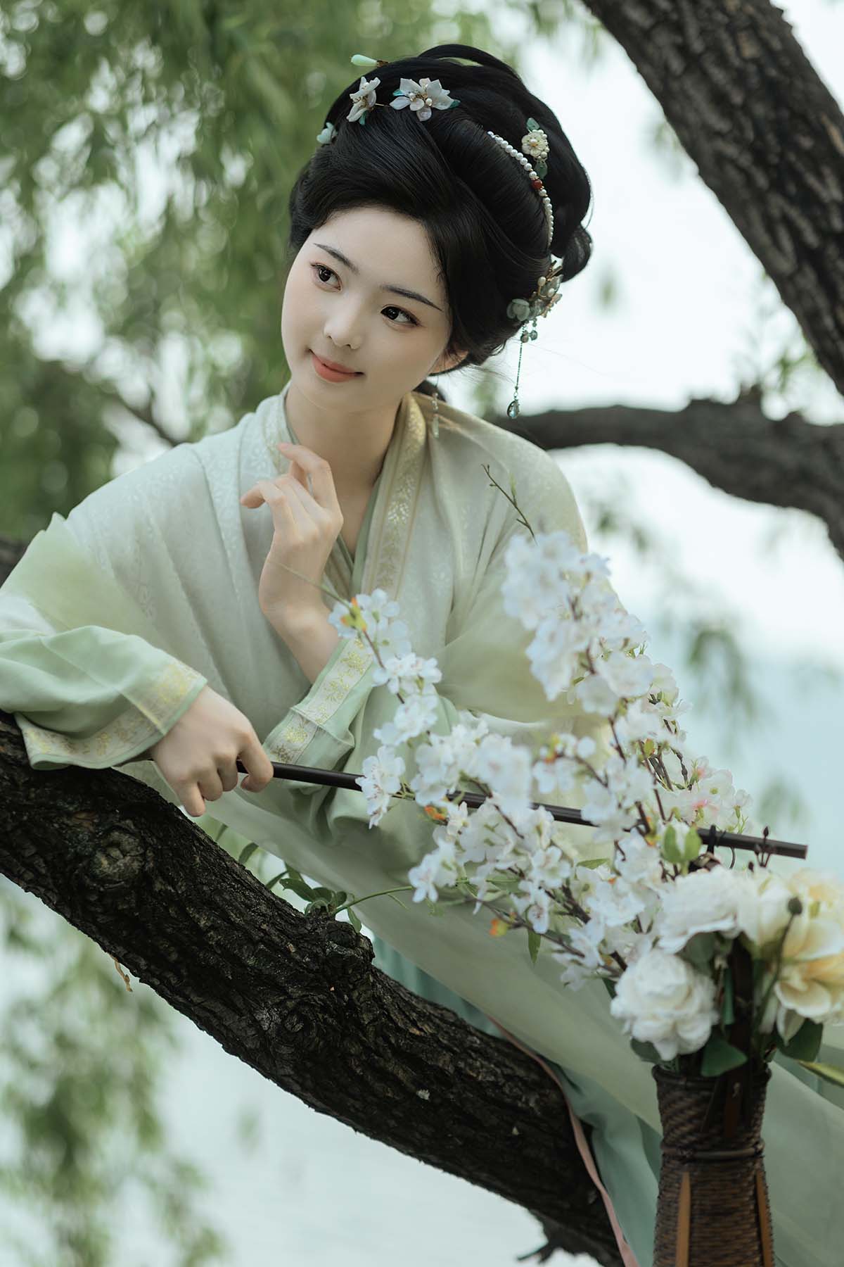 [YITUYU艺图语]2025.06.30 担花人 顾小满 YITUYU艺图语-第2张