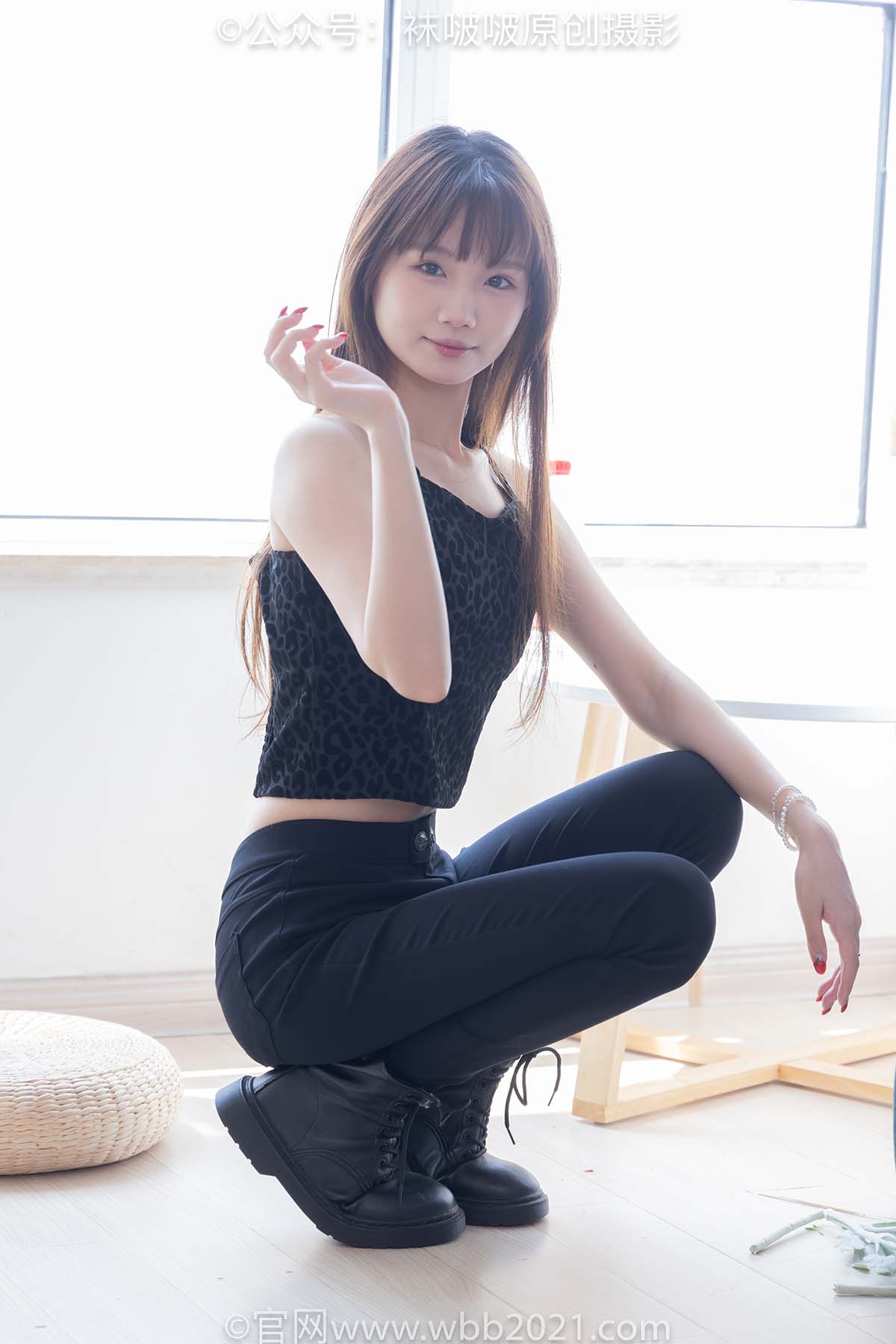 [BoBoSocks袜啵啵]NO.598 甜甜圈-马丁靴、薄肉丝、裸足 BoBoSocks袜啵啵-第1张