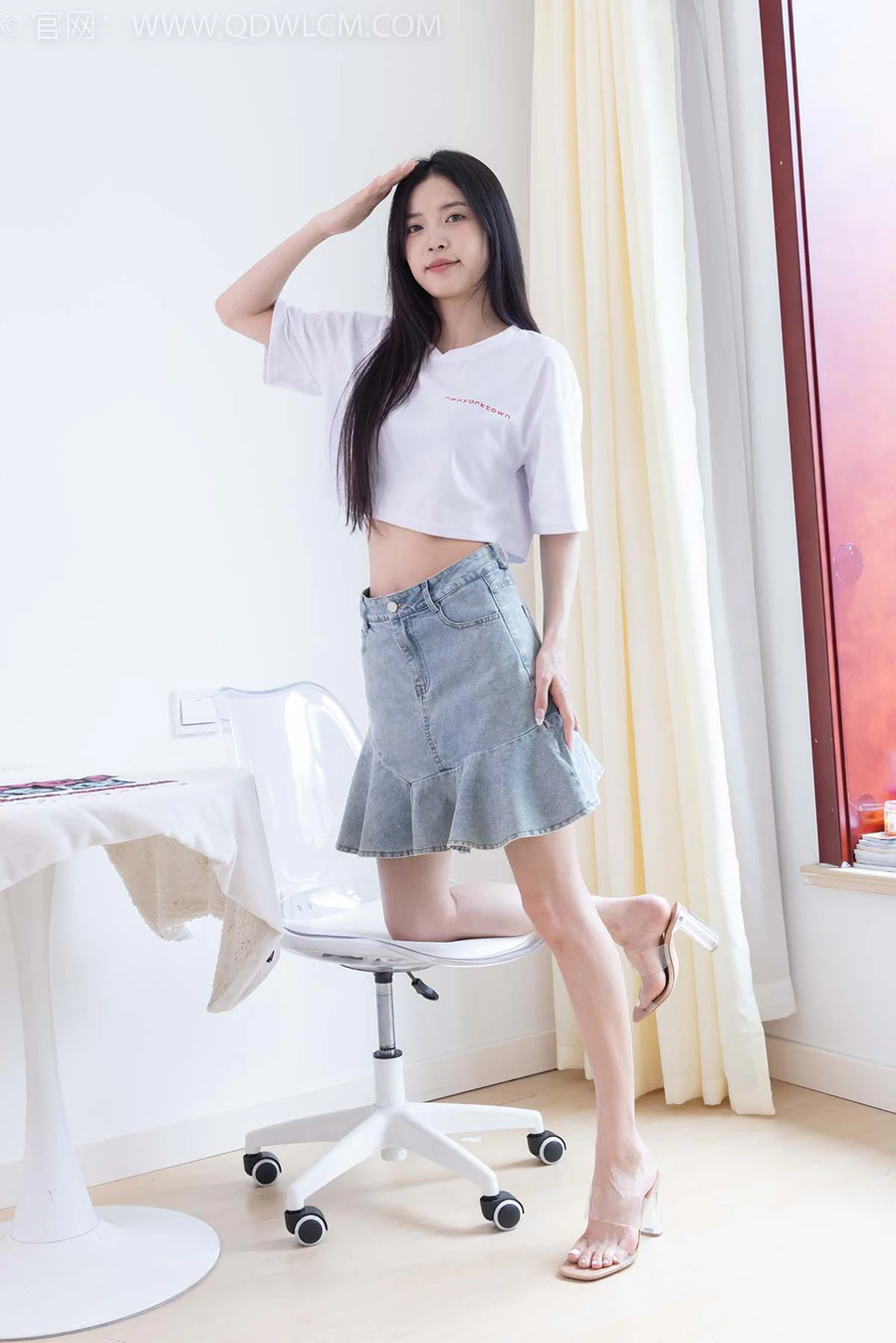 物恋传媒 NO.2469 茯苓-平底鞋、高跟凉鞋、白船袜、裸足 WLCM物恋传媒-第2张