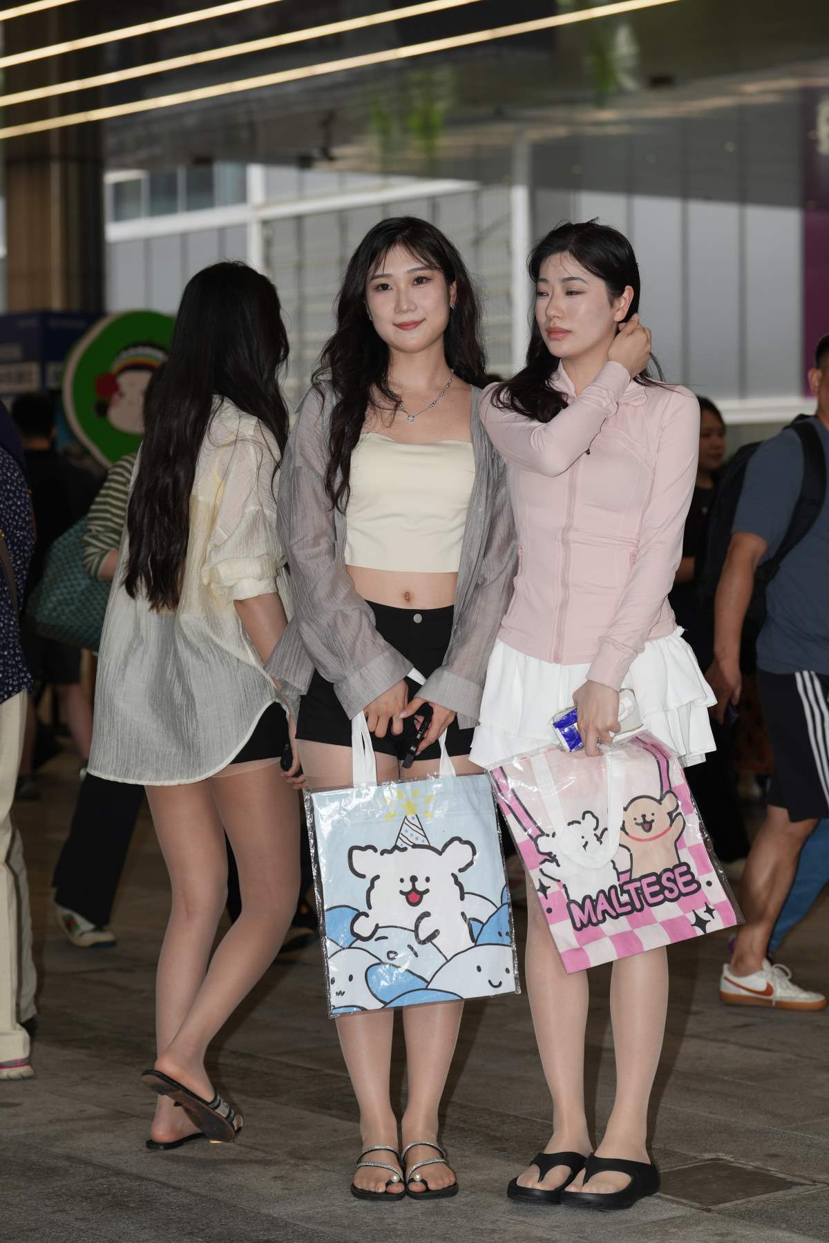 精选街拍作品 NO.4771 青春靓丽姐妹 街拍-第1张