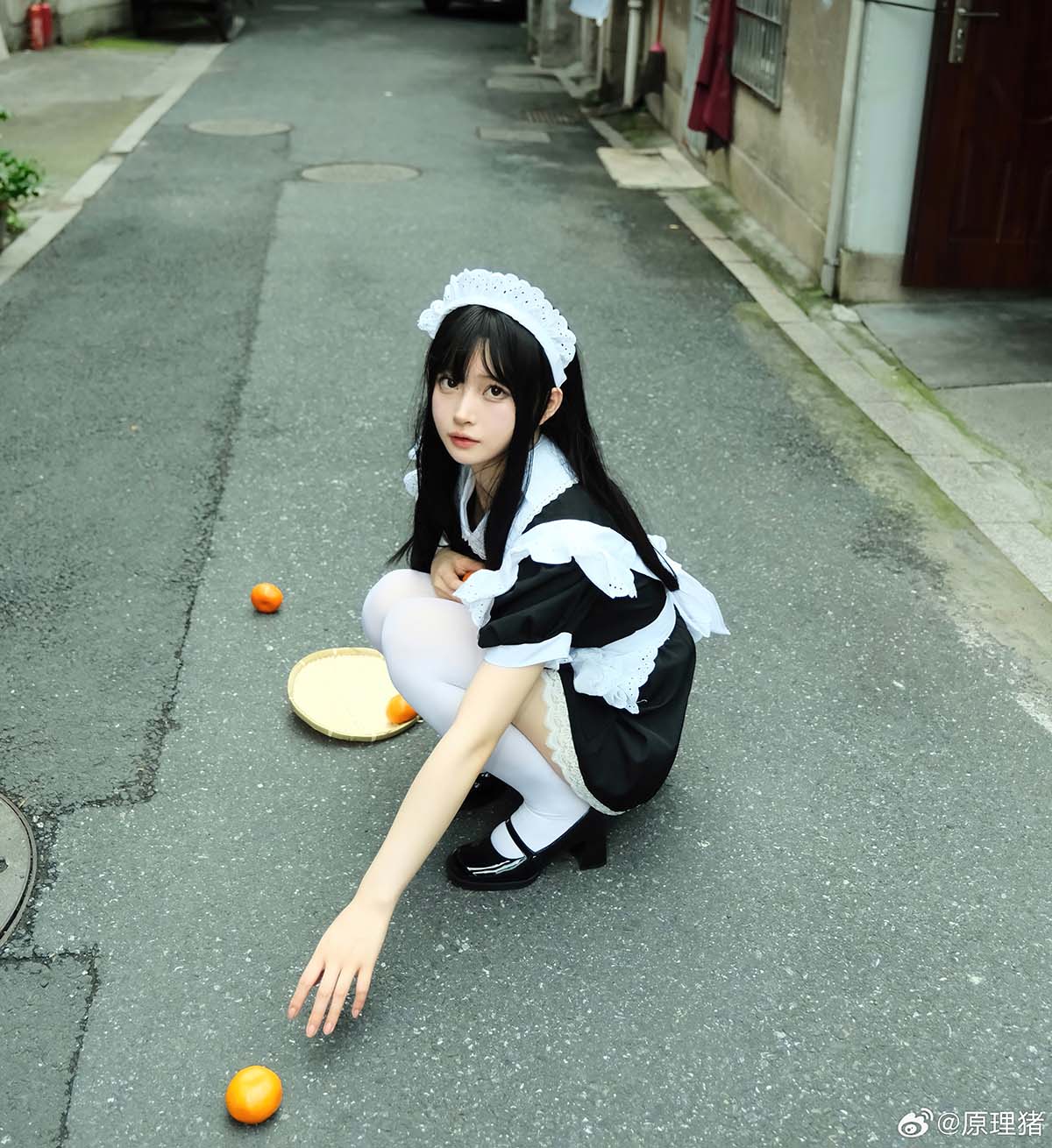 白莉爱吃巧克力 – 原理猪 深巷女仆 Cosplay-第1张