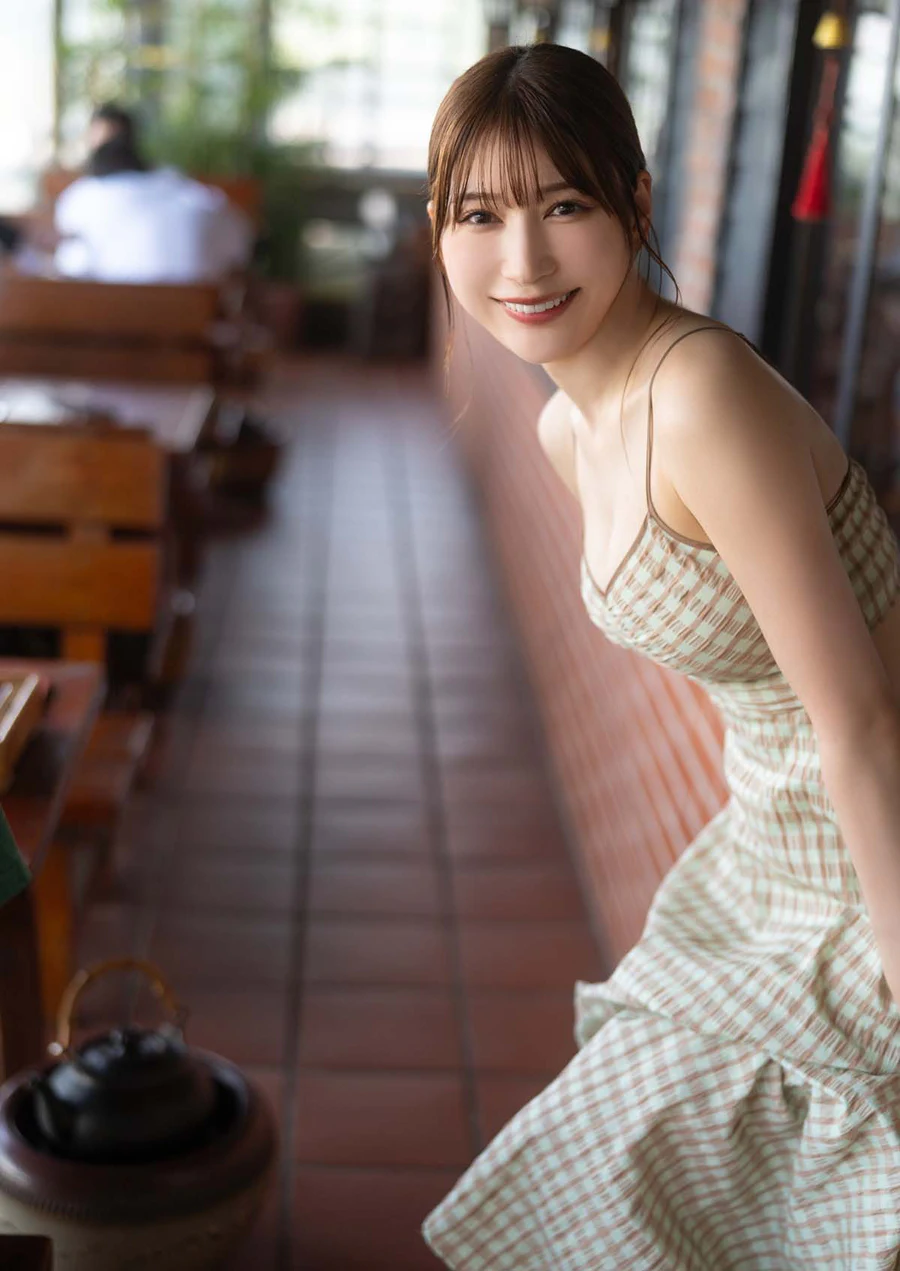 雪平莉左 – さわがしくても、きっと振り返る Photobook-第2张