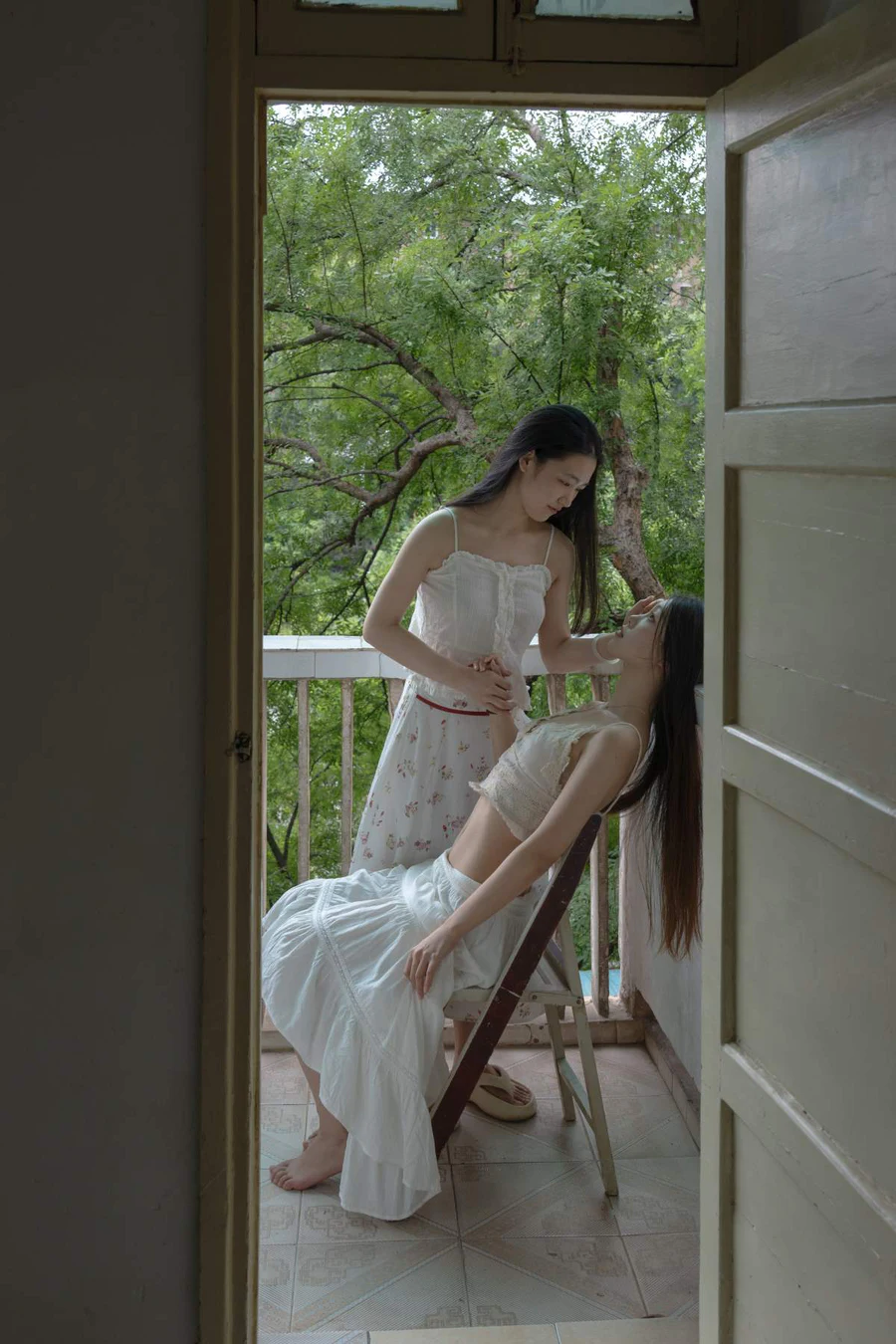 [YITUYU艺图语]2025.07.06 半朵蔷薇 Su- YITUYU艺图语-第1张