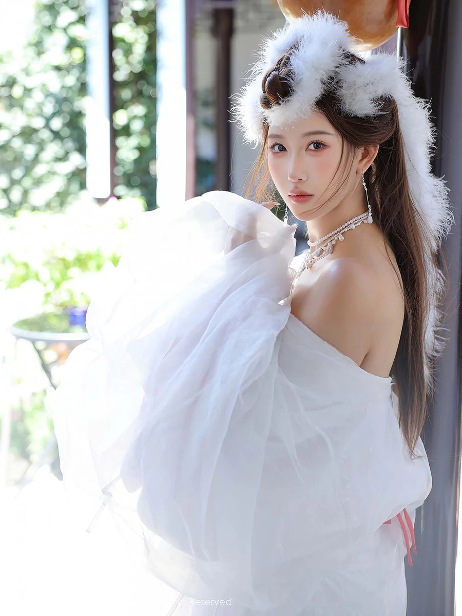 [Xiuren秀人网]2025.10.09 NO.10843 金允希Yuki Xiuren秀人网-第1张