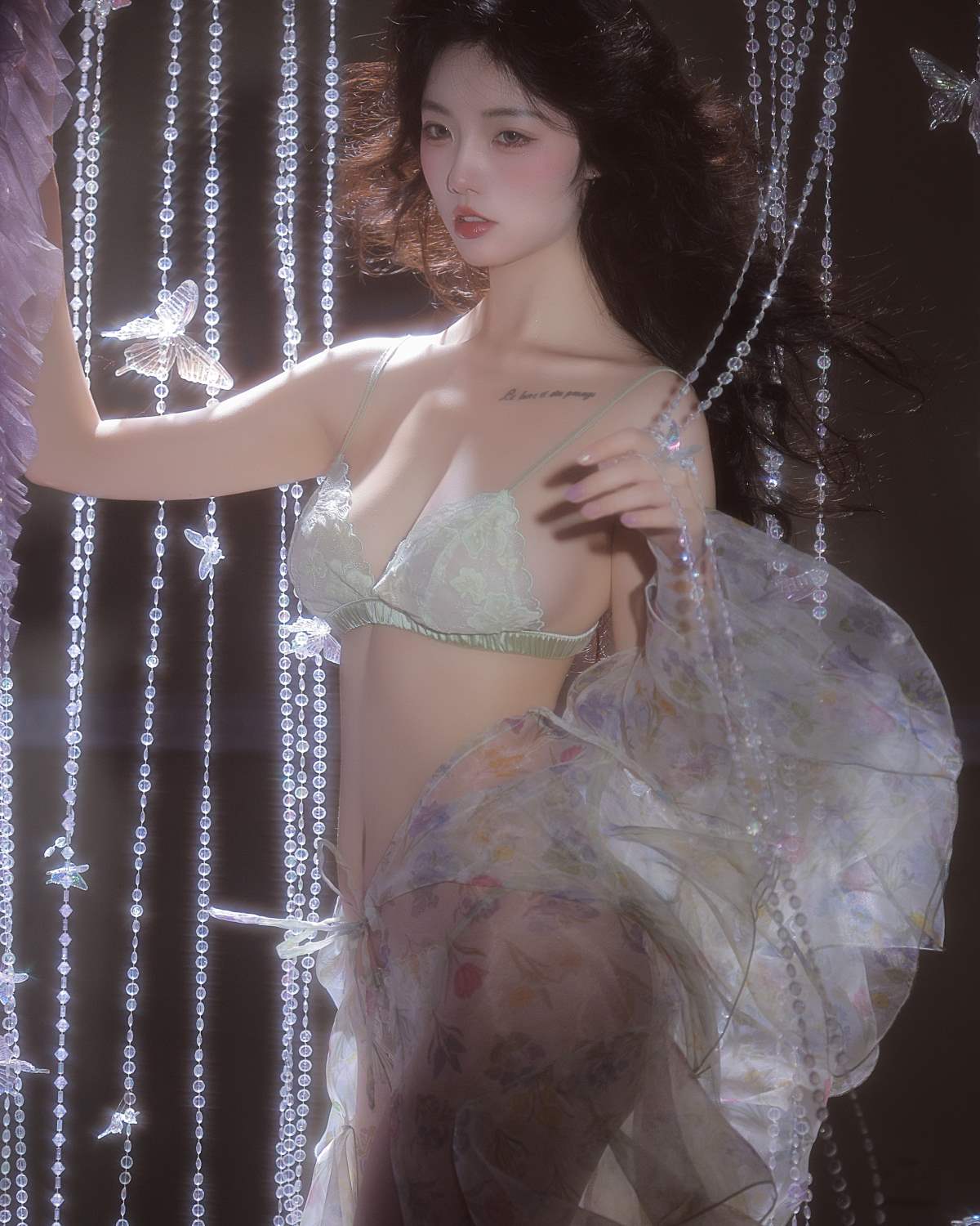 [YITUYU艺图语]2025.07.10 月光蝴蝶女神 桃良阿宅 YITUYU艺图语-第1张