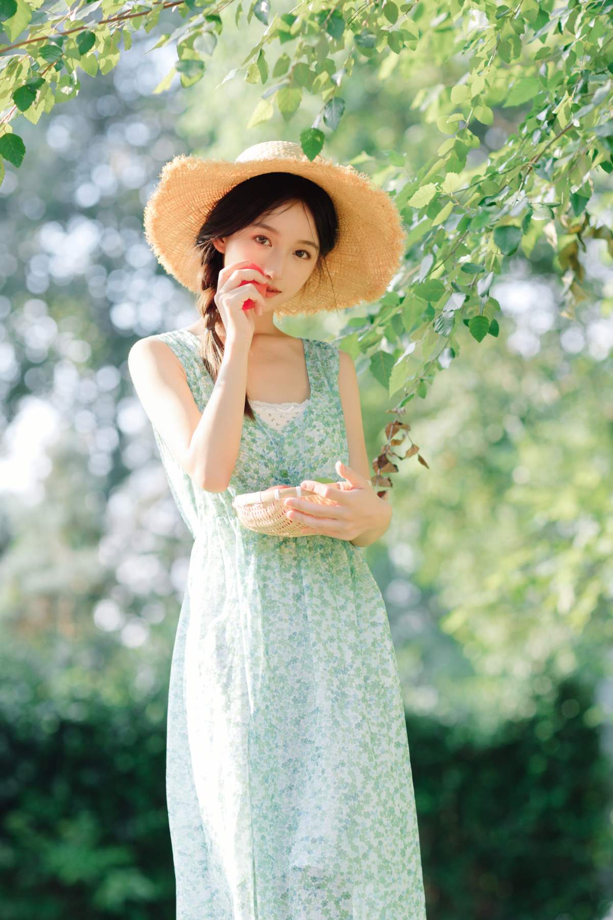 [YITUYU艺图语]2025.07.13 绿色夏日 林淼鑫 YITUYU艺图语-第1张