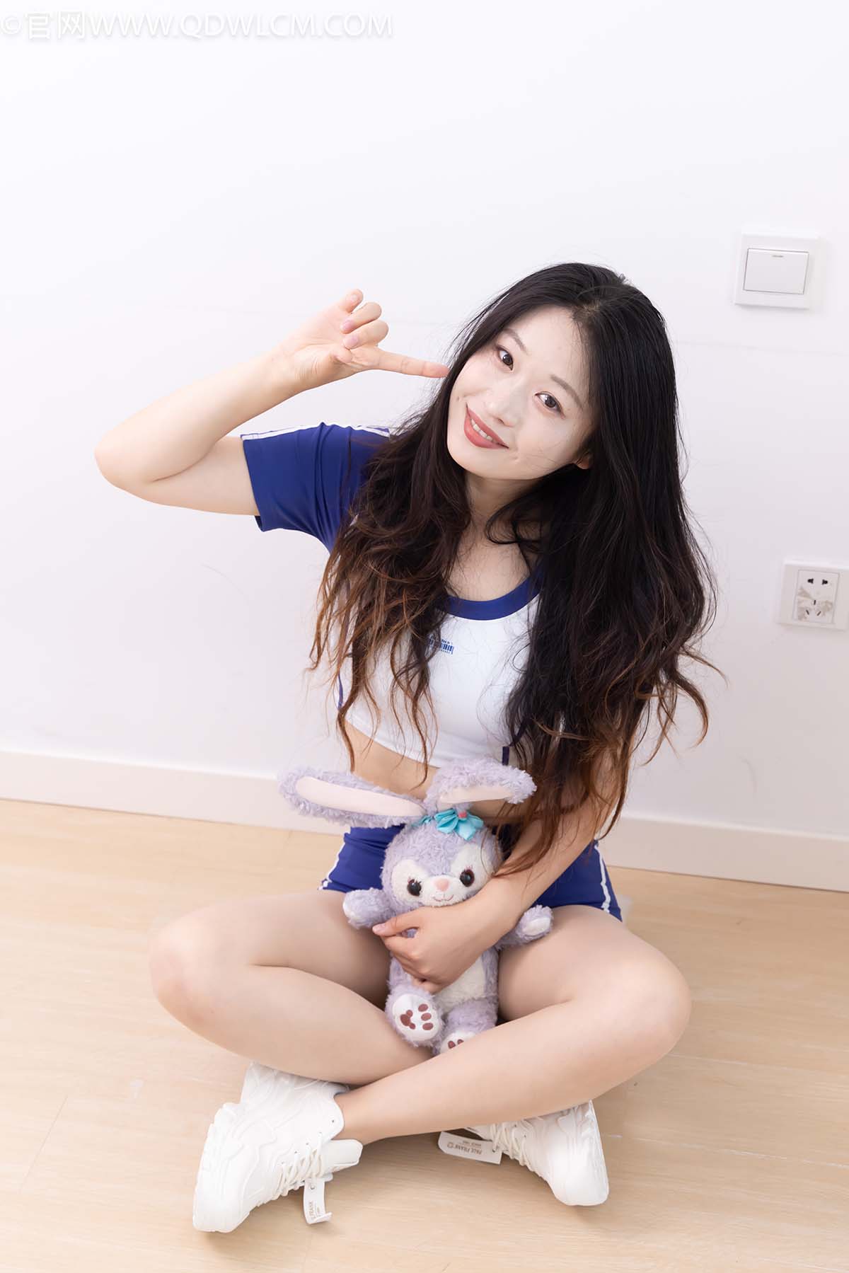 物恋传媒 NO.2496 小紫-体操服、运动鞋、薄肉丝 WLCM物恋传媒-第2张