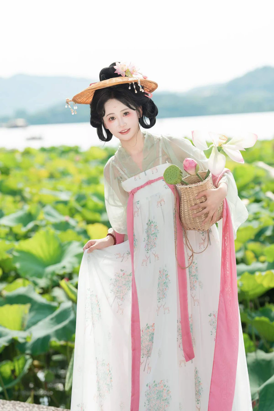 [YITUYU艺图语]2025.07.15 夏日荷花 湫一只岁岁 YITUYU艺图语-第1张