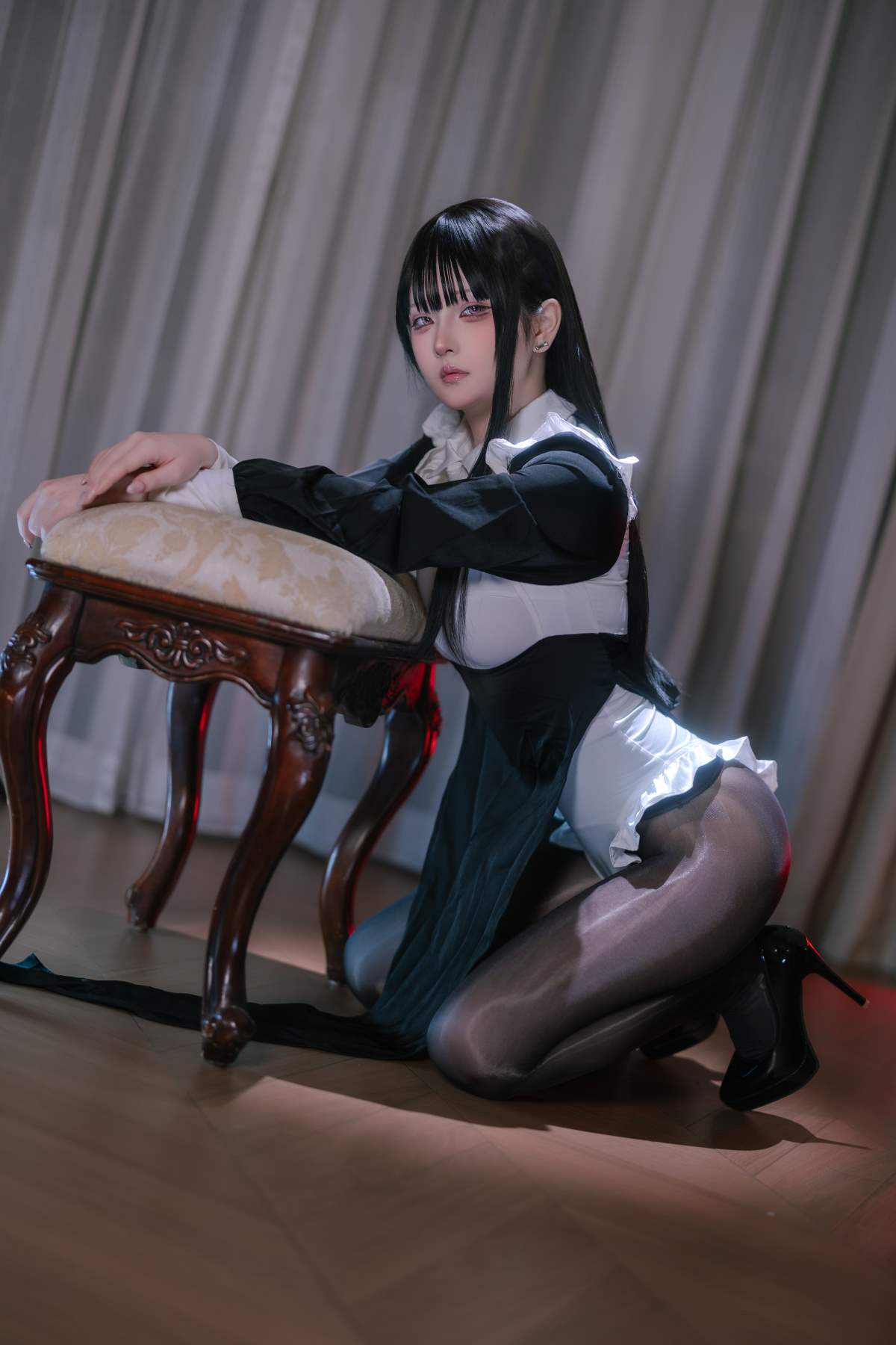 屿鱼 – 黑丝修女 Cosplay-第1张