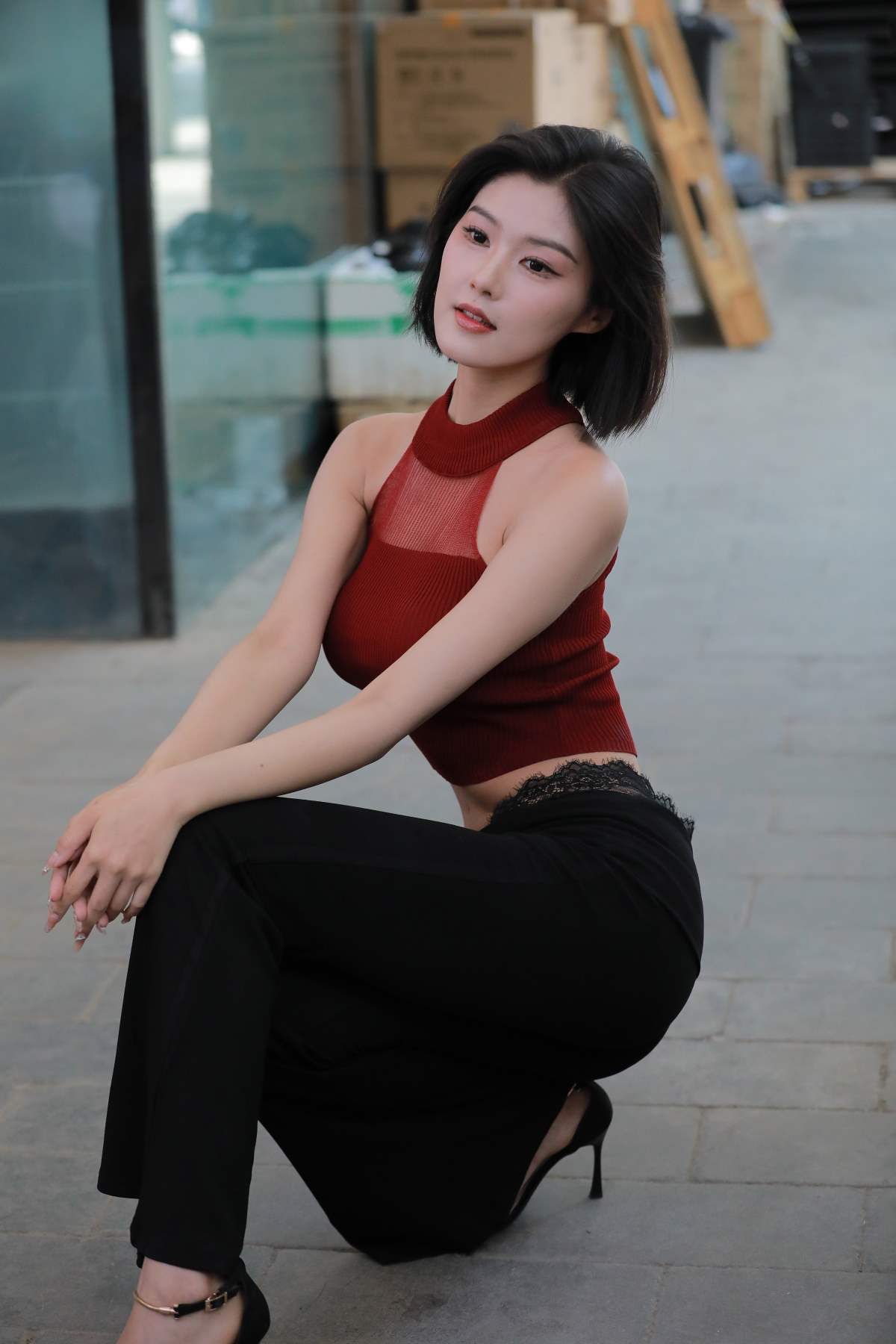 精选街拍作品 NO.4853 黑色紧身裤 街拍-第1张