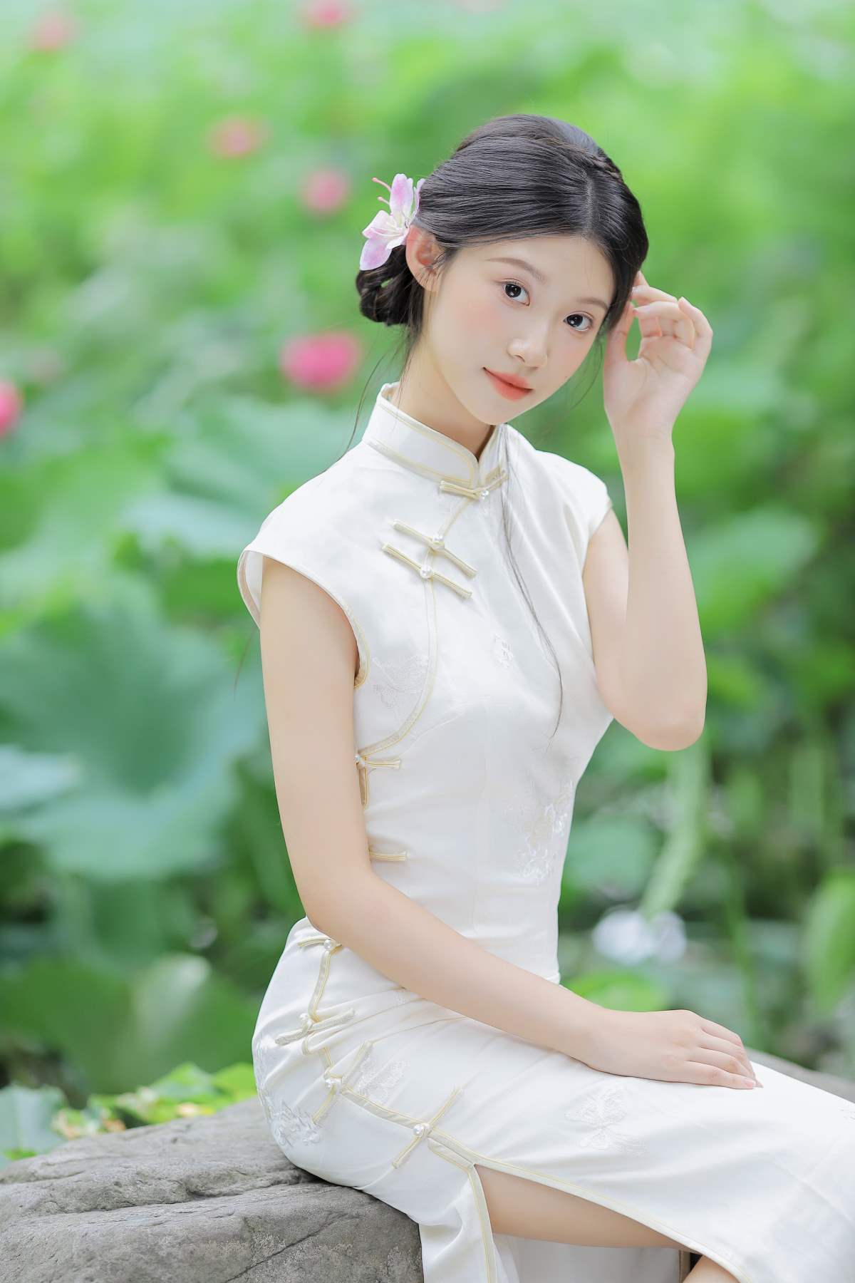 [YITUYU艺图语]2025.07.17 她似是一朵盈盈的芙蕖 一口烧麦 YITUYU艺图语-第1张