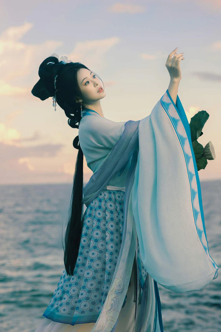 [YITUYU艺图语]2025.07.19 荷花仙子 夏夏 YITUYU艺图语-第1张