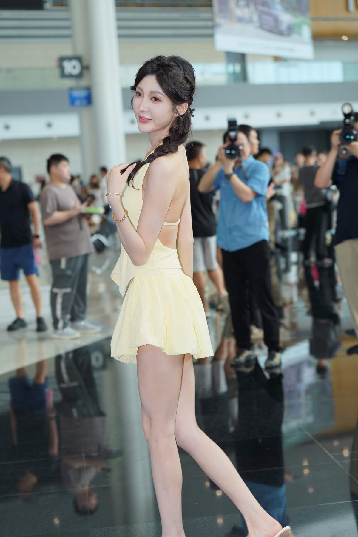 精选街拍作品 NO.4872 清新灵动妹子 街拍-第1张