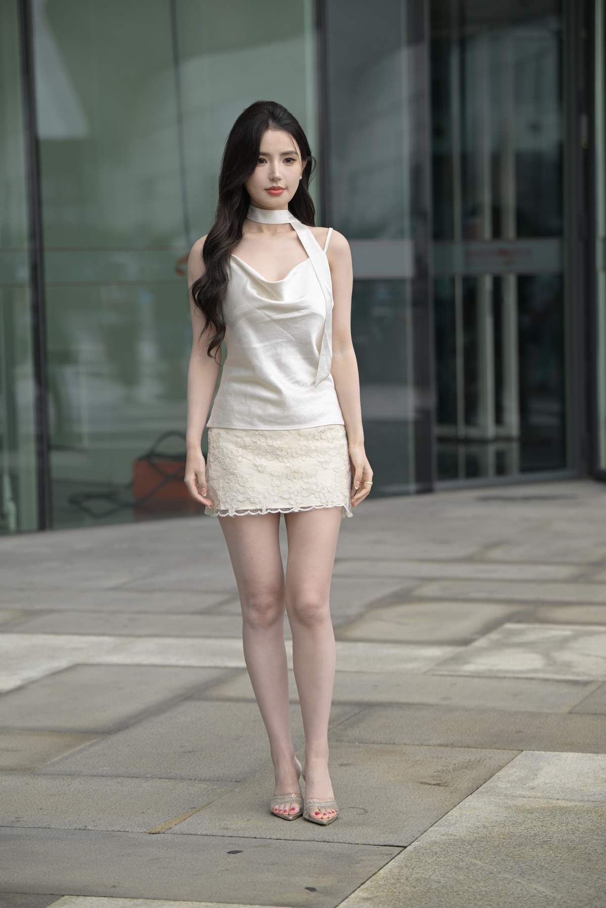 精选街拍作品 NO.4884 非常之白嫩 街拍-第1张