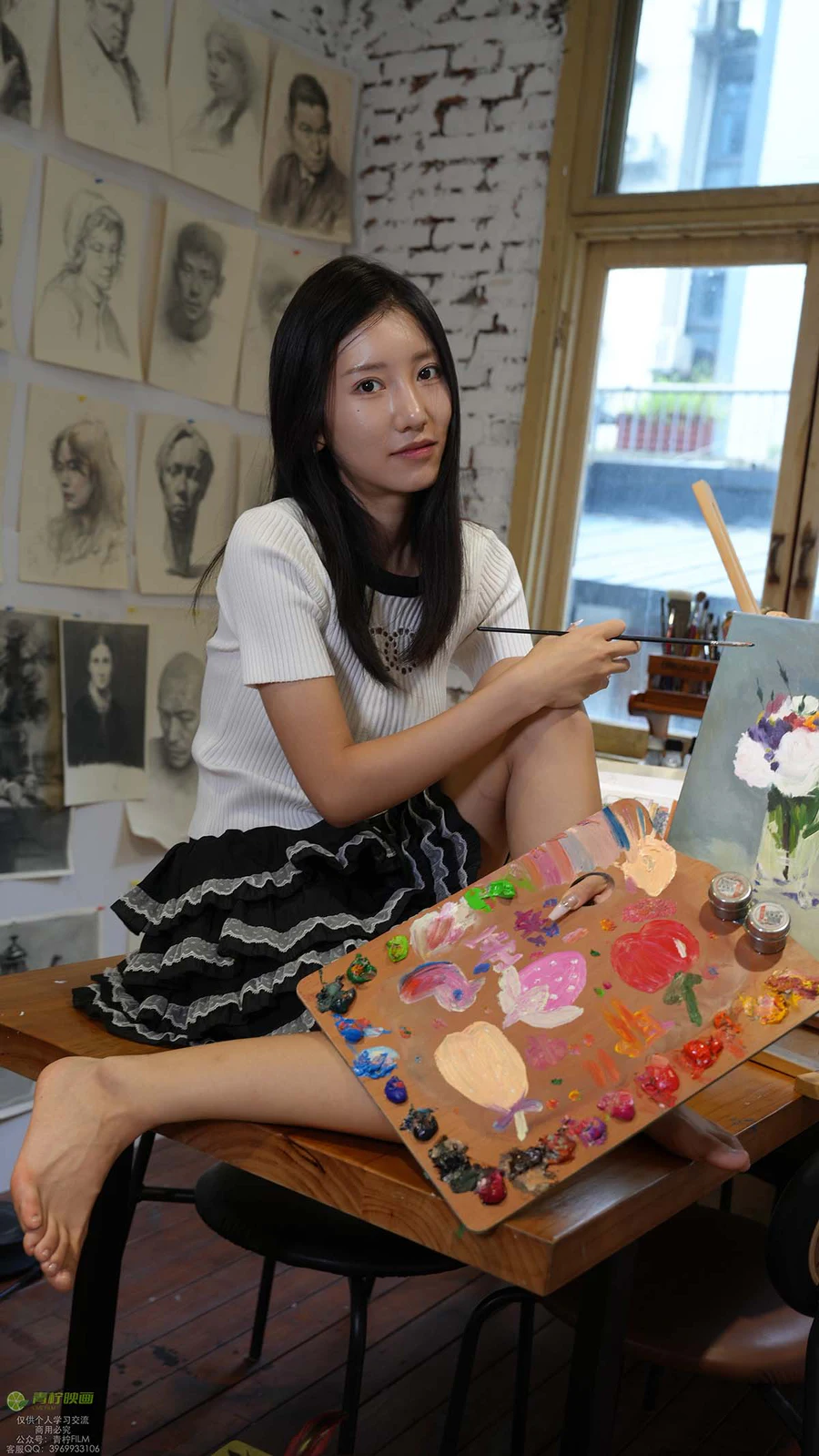 青柠映画 NO.052 – 芥末 画室短裙 青柠映画-第1张