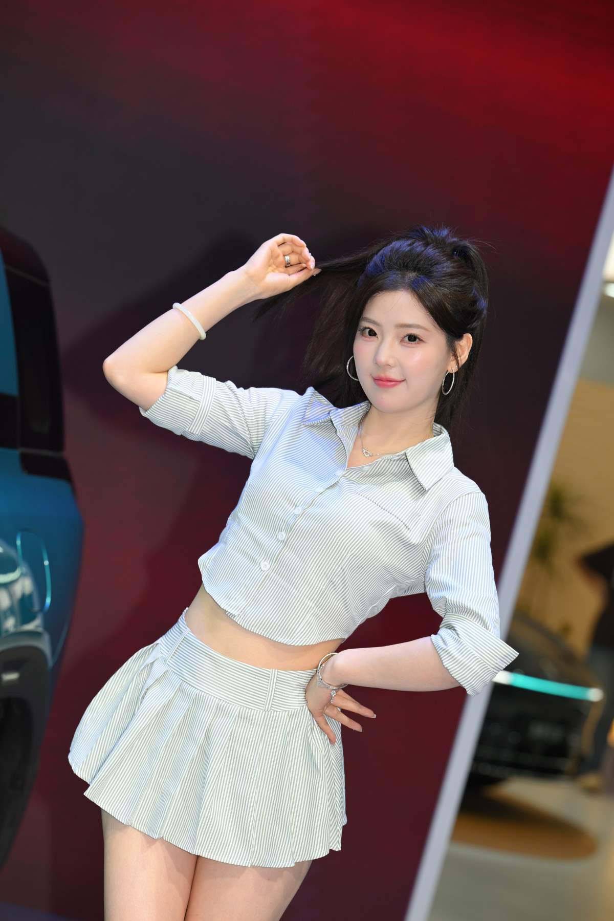 精选街拍作品 NO.4943 肤白貌美春晓 街拍-第1张