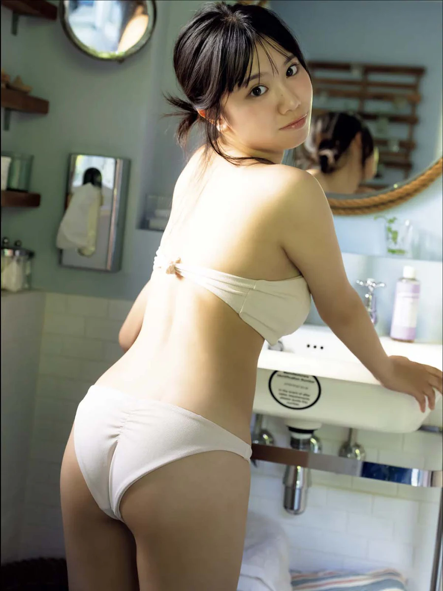細谷さら – はじめましてのビキニ Photobook-第2张