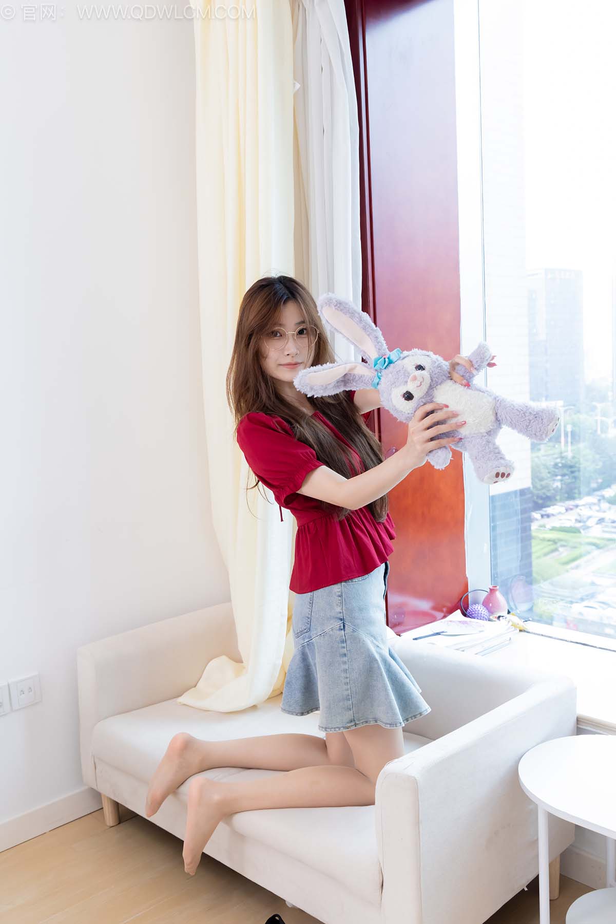 物恋传媒 NO.2522 贝壳-三双高跟鞋、薄肉丝、裸足 WLCM物恋传媒-第2张