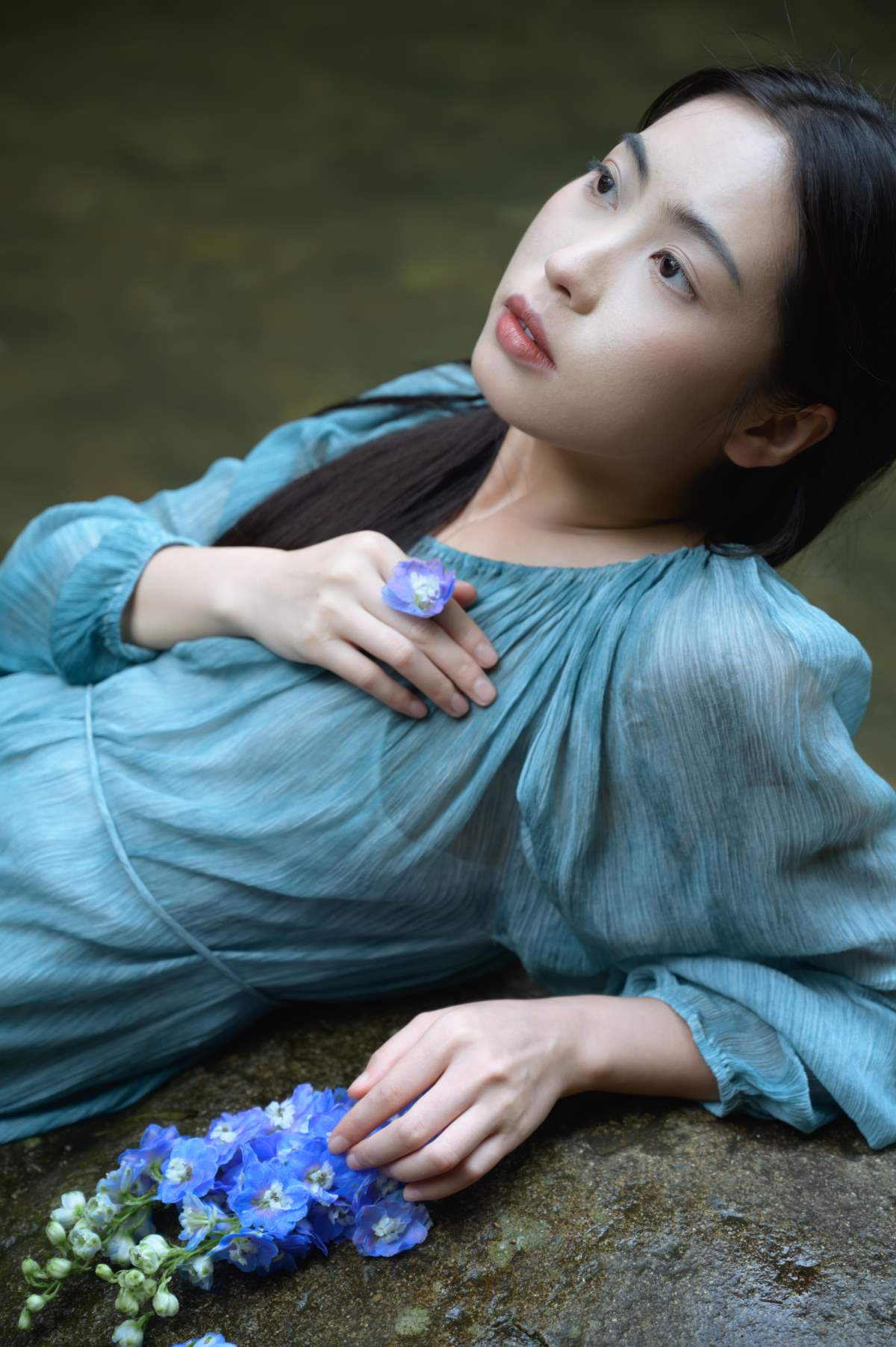 [YITUYU艺图语]2025.08.01 蓝 半个月亮 YITUYU艺图语-第1张