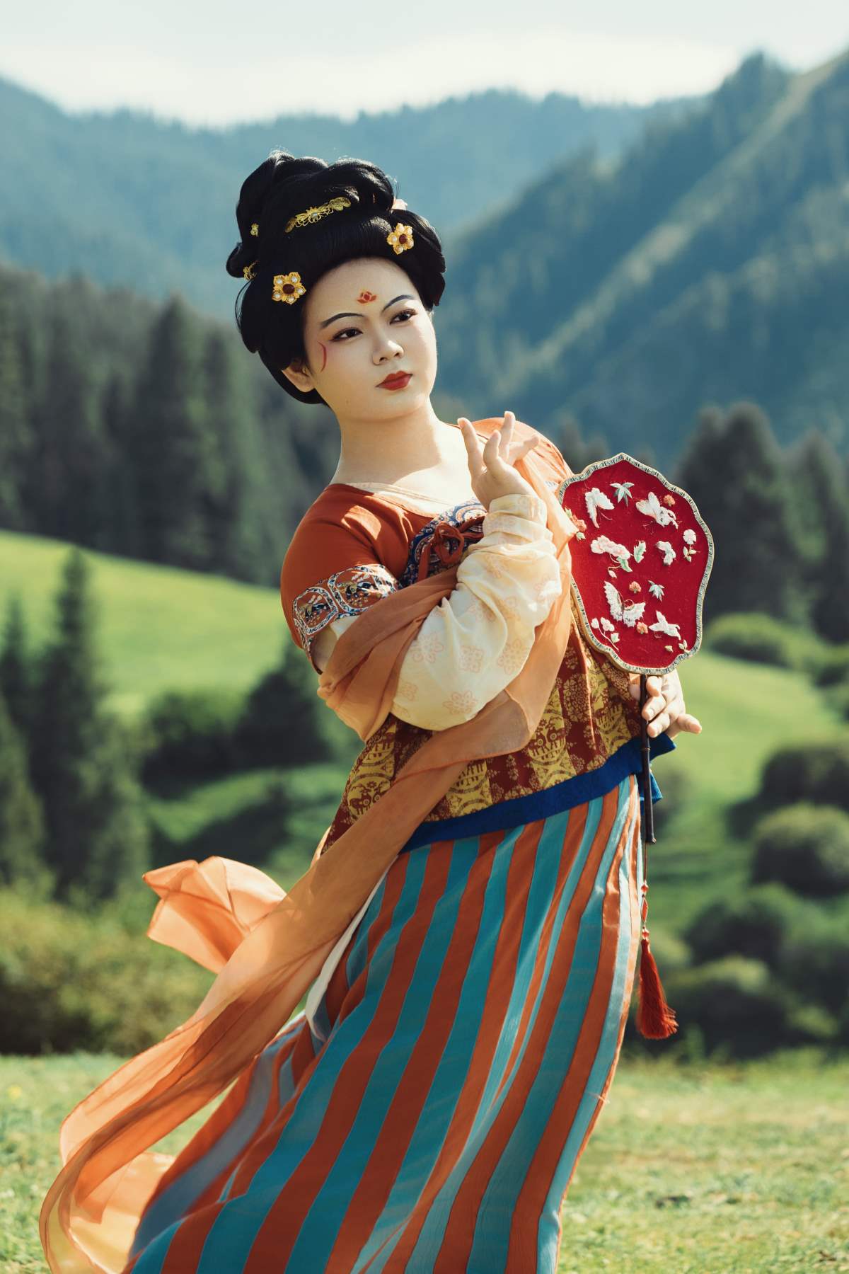 [YITUYU艺图语]2025.08.01 山野之间 咕咕咕 YITUYU艺图语-第1张