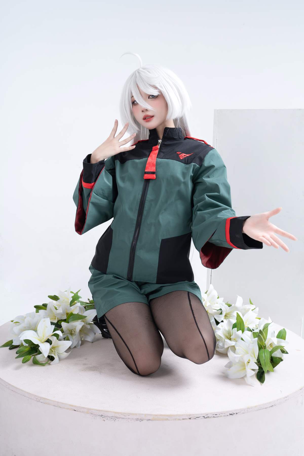 PoppaChan – Miorine (The Gundam) Cosplay-第1张