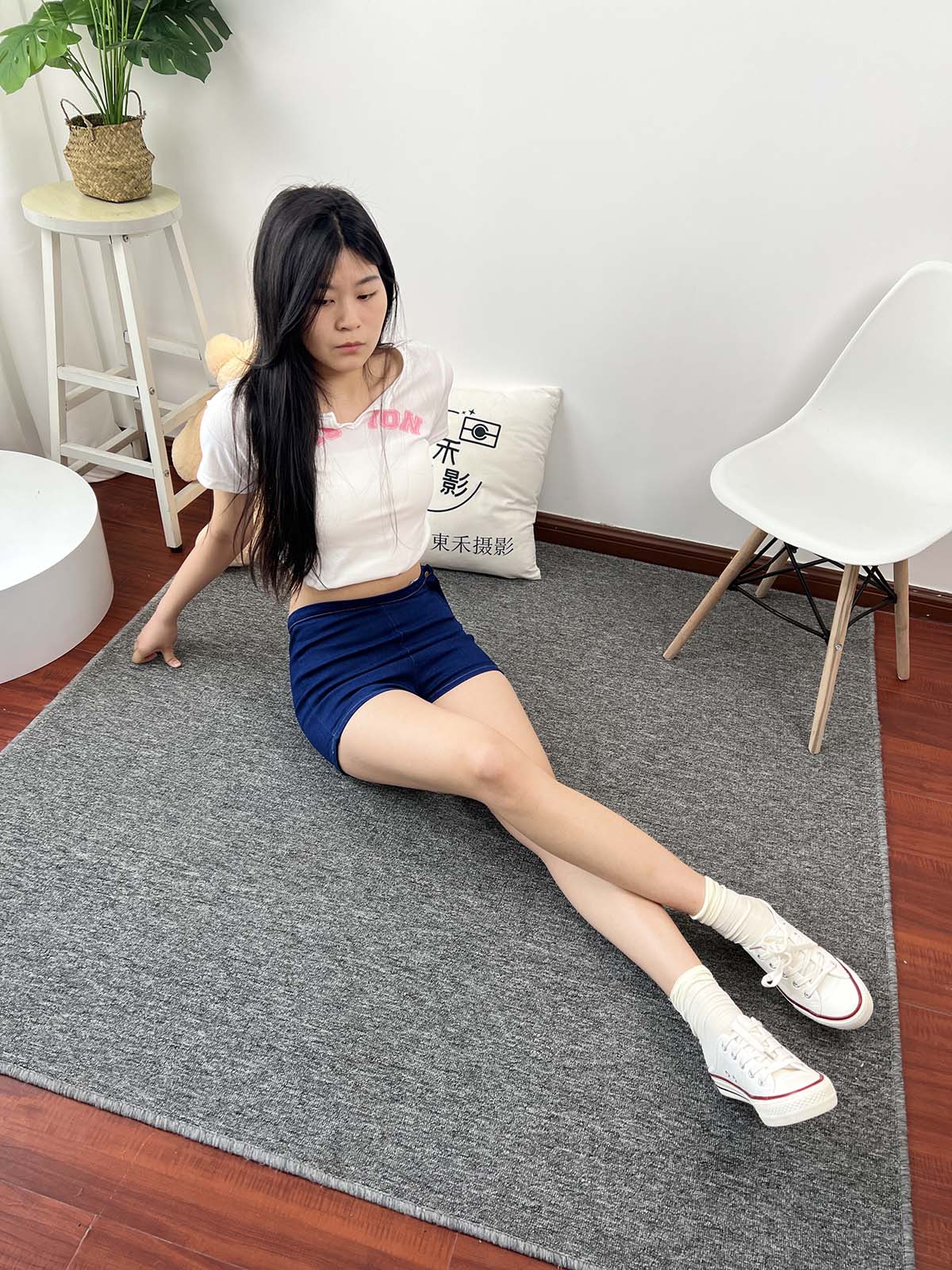 三禾摄影 NO.027 牛仔短裤 棉袜 帆布鞋 三禾摄影-第1张