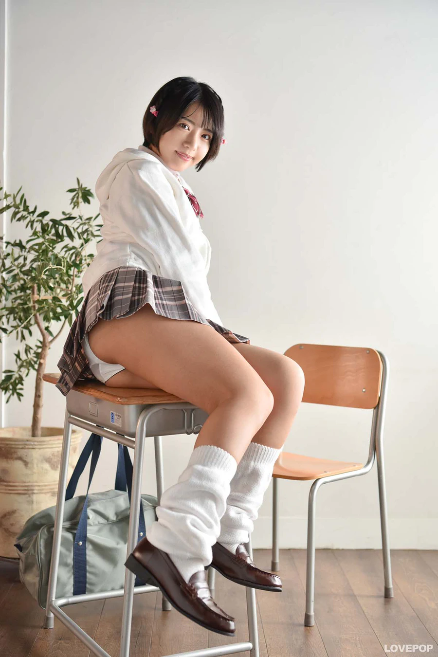 [LOVEPOP]Moeka Sasaki 佐々木萌香 Photoset 31 LOVEPOP-第1张