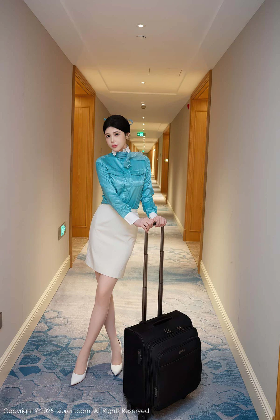 [Xiuren秀人网]2025.11.18 NO.10998 方蕾蕾 Xiuren秀人网-第1张