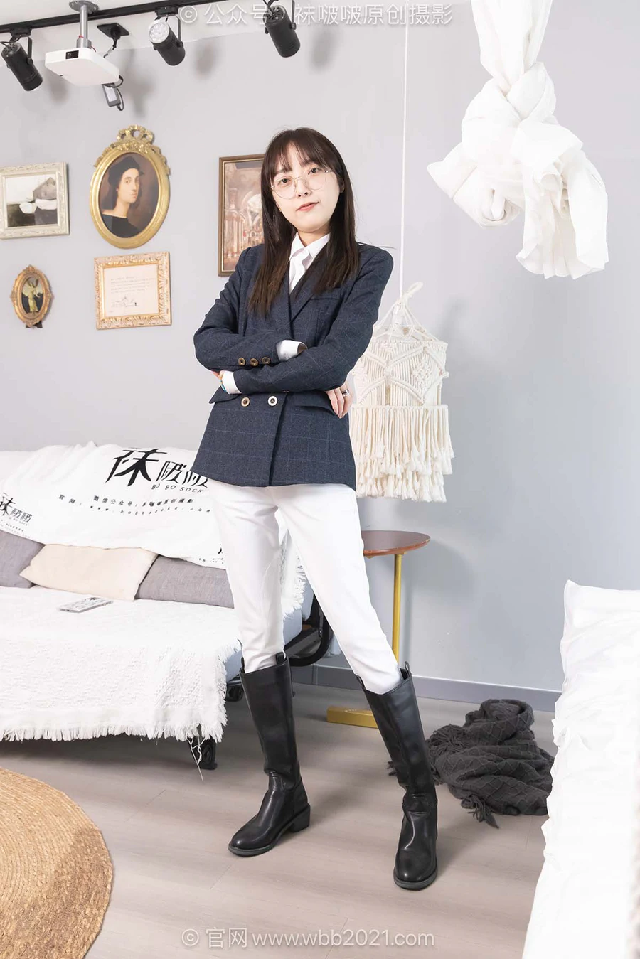 [BoBoSocks袜啵啵]NO.613 稚予-长靴、板鞋、白棉袜、裸足 BoBoSocks袜啵啵-第1张