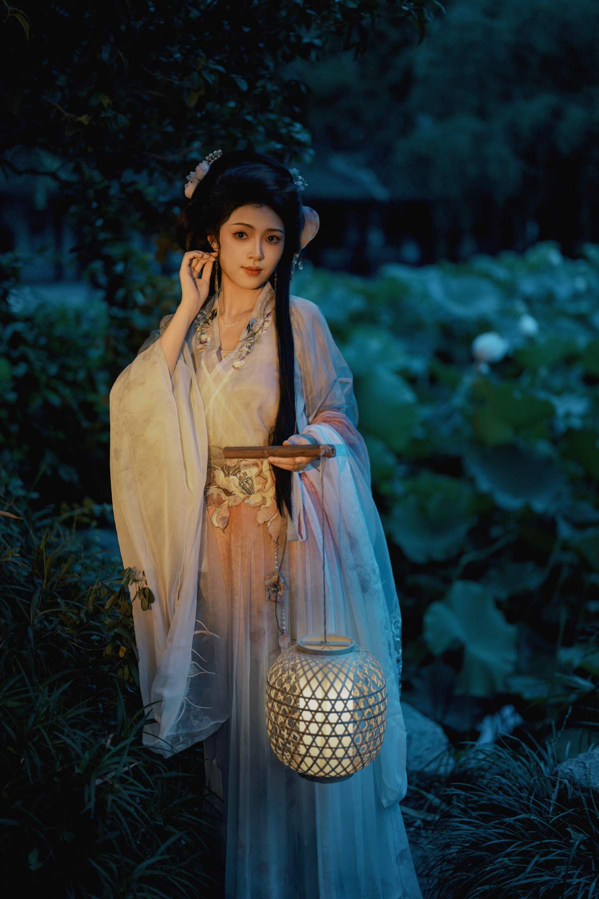 [YITUYU艺图语]2025.08.07 SONY A7C2直出人像（干货分享七） 小倩 YITUYU艺图语-第1张