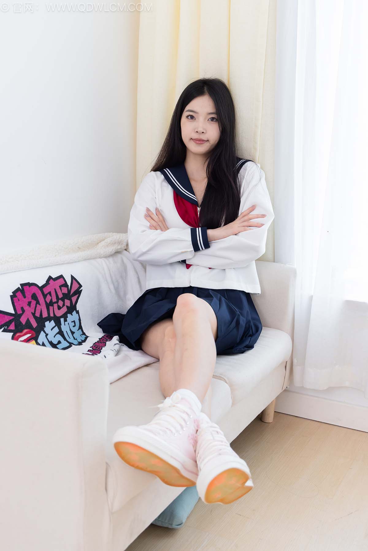 物恋传媒 NO.2535 茯苓-帆布鞋、纯白棉袜、裸足 WLCM物恋传媒-第1张