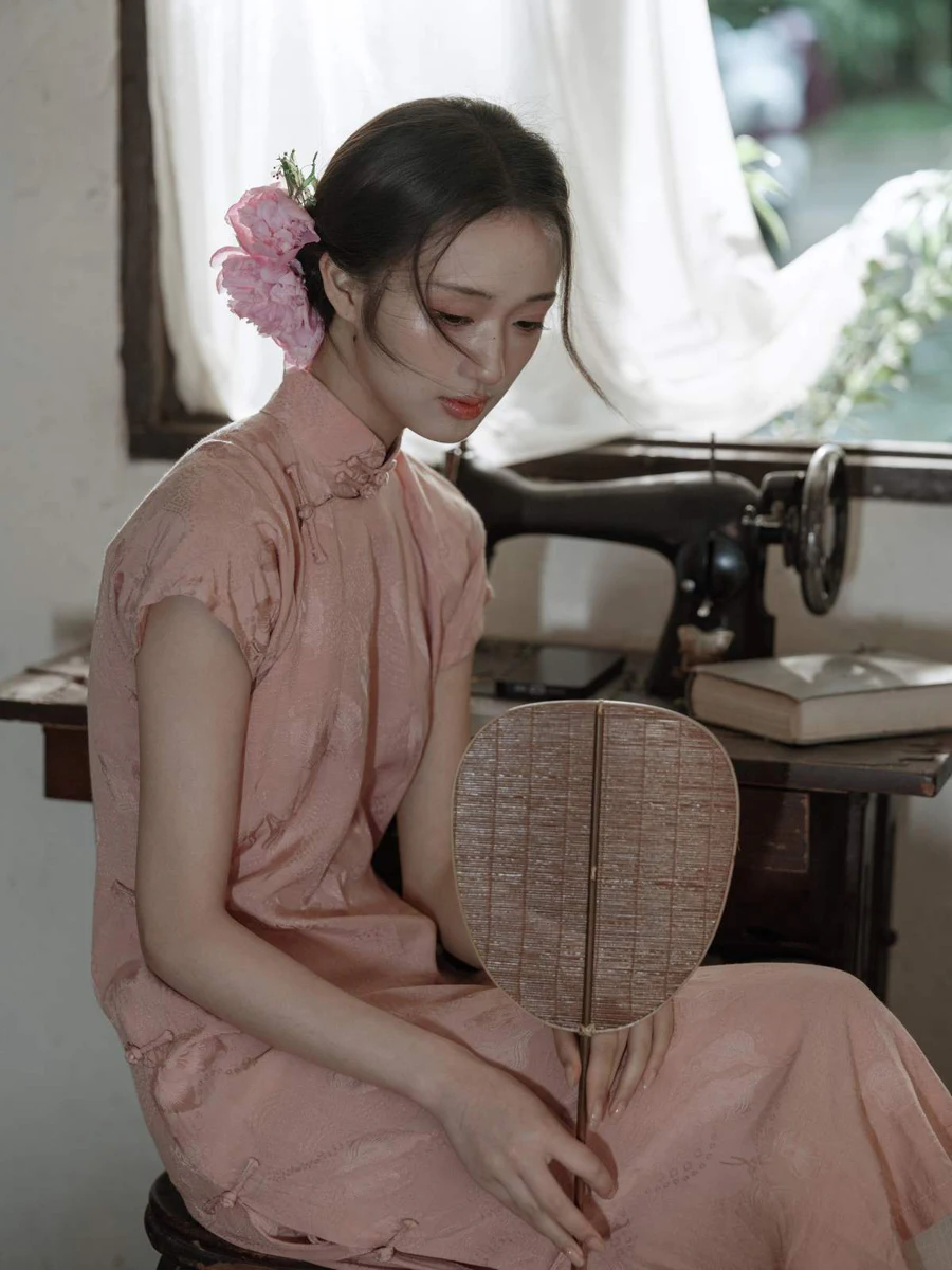 [YITUYU艺图语]2025.08.09 芍药 阿梦 YITUYU艺图语-第1张