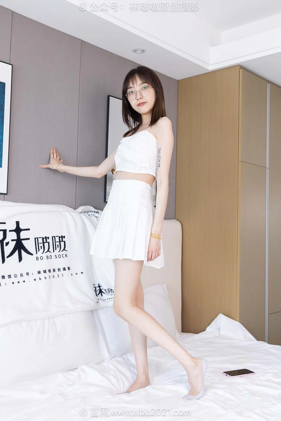 [BoBoSocks袜啵啵]NO.621 稚予-高跟鞋、浅灰色船袜、裸足 BoBoSocks袜啵啵-第1张
