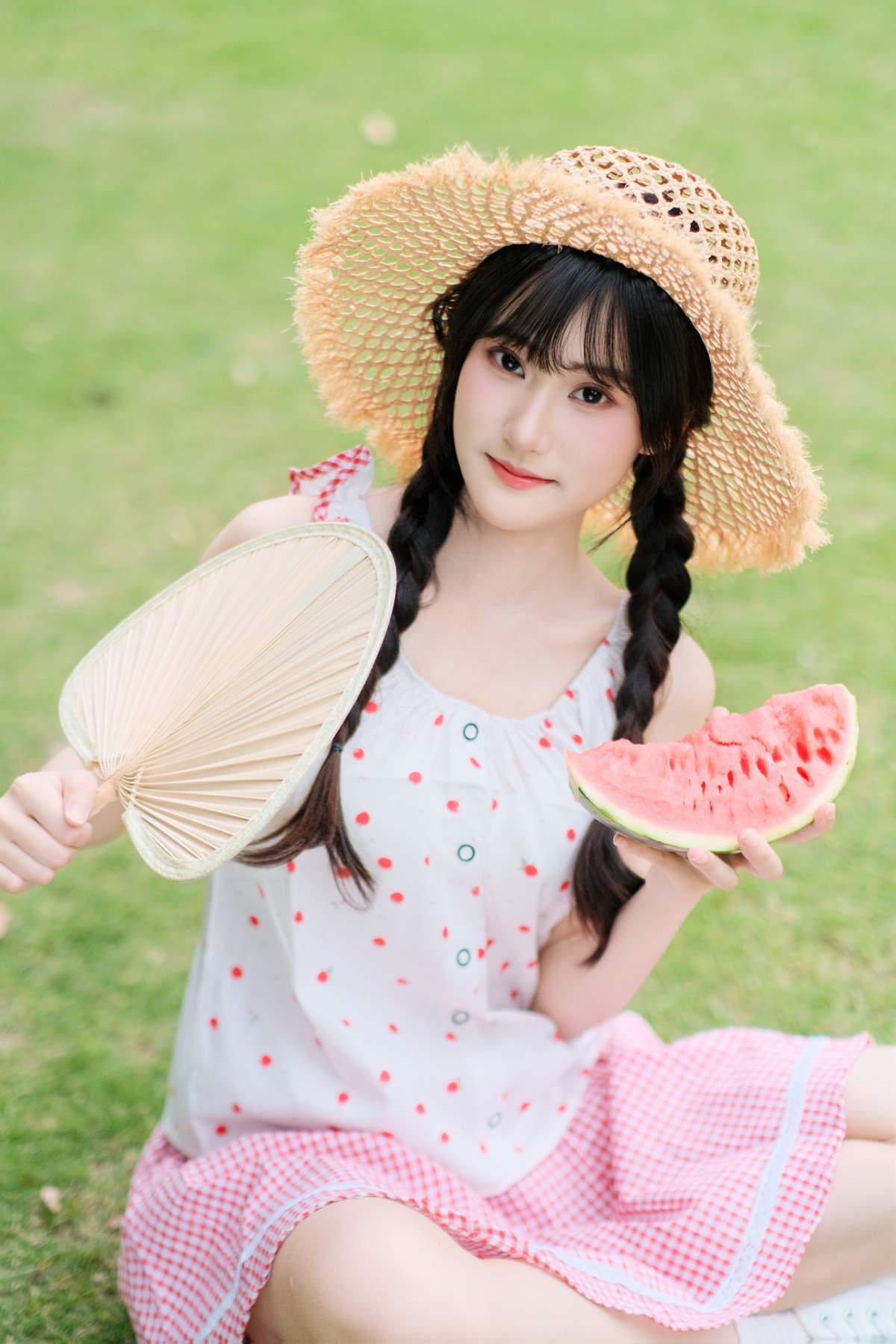 [YITUYU艺图语]2025.08.10 西瓜味的夏天 小黎 YITUYU艺图语-第1张