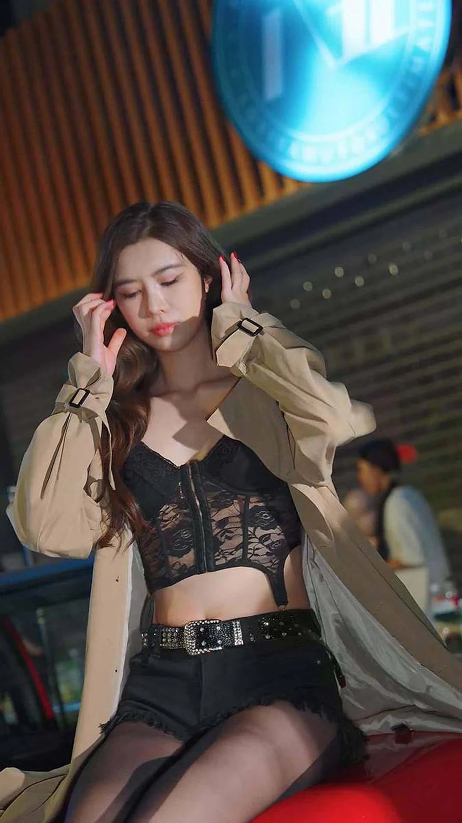 2024 广州车展 网红美女车模 beautyleg LOOKBOOK 89 街拍-第1张