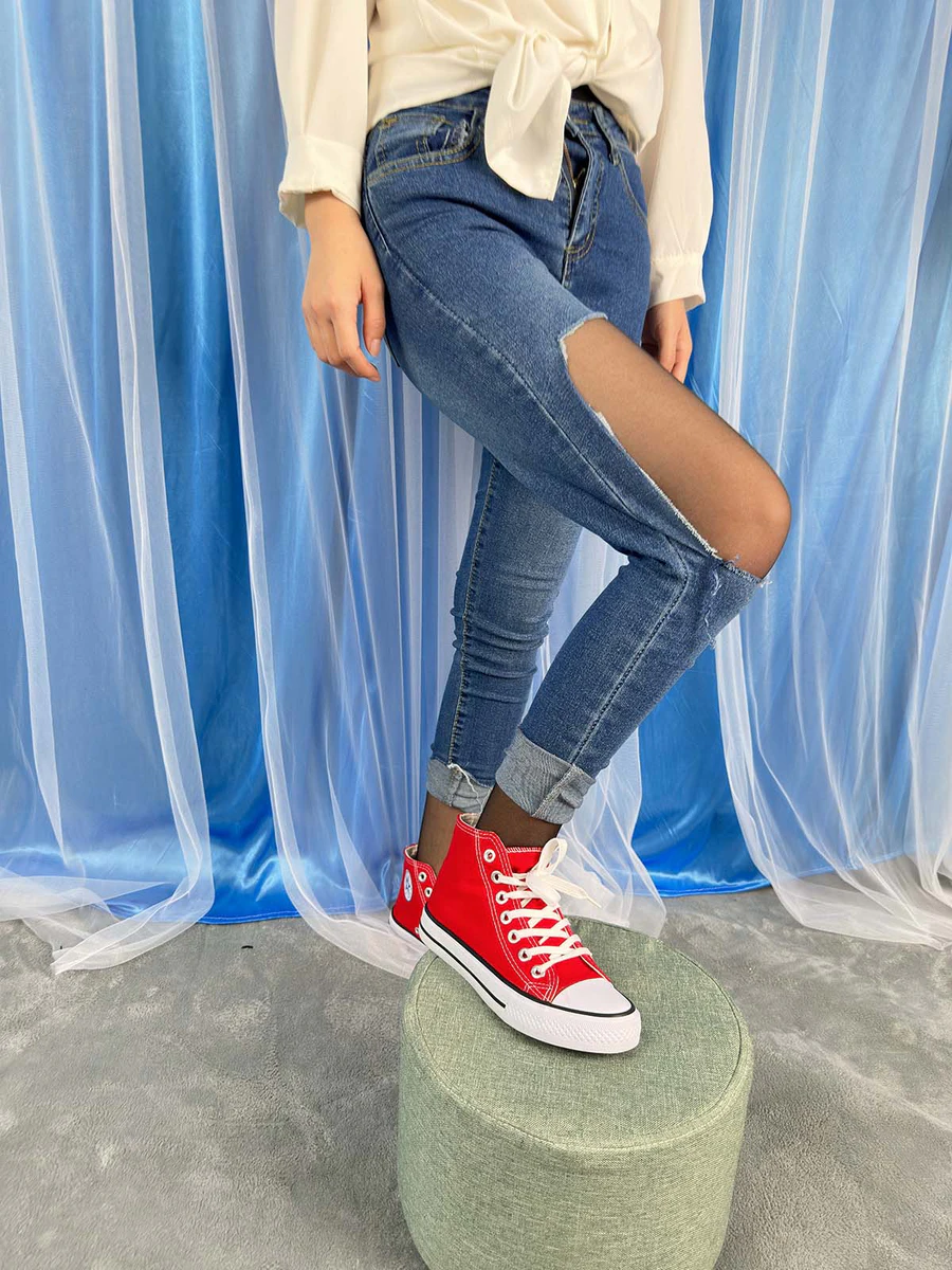 三禾摄影 NO.041 牛仔裤 黑丝 帆布鞋 高跟 三禾摄影-第1张