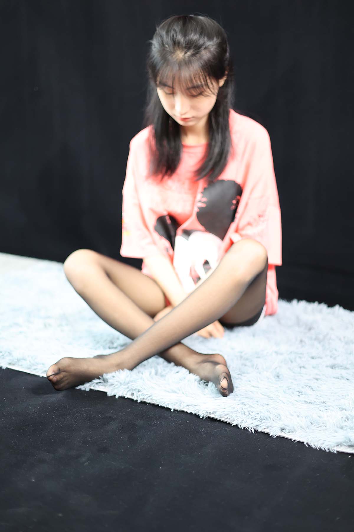 三禾摄影 NO.043 休闲短裤 黑丝 平底鞋 三禾摄影-第2张