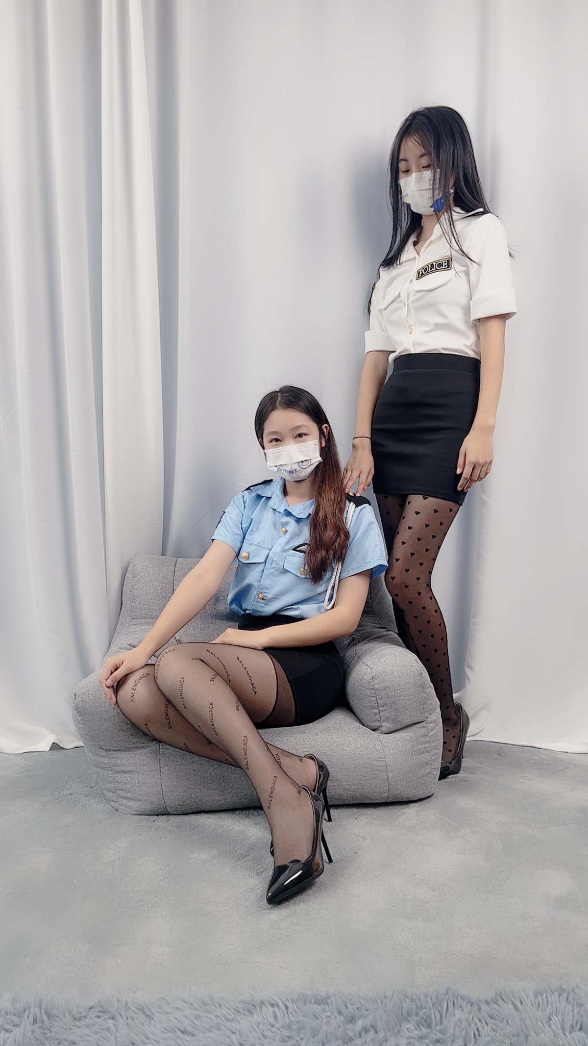 三禾摄影 NO.042 黑丝 高跟 帆布鞋 三禾摄影-第1张