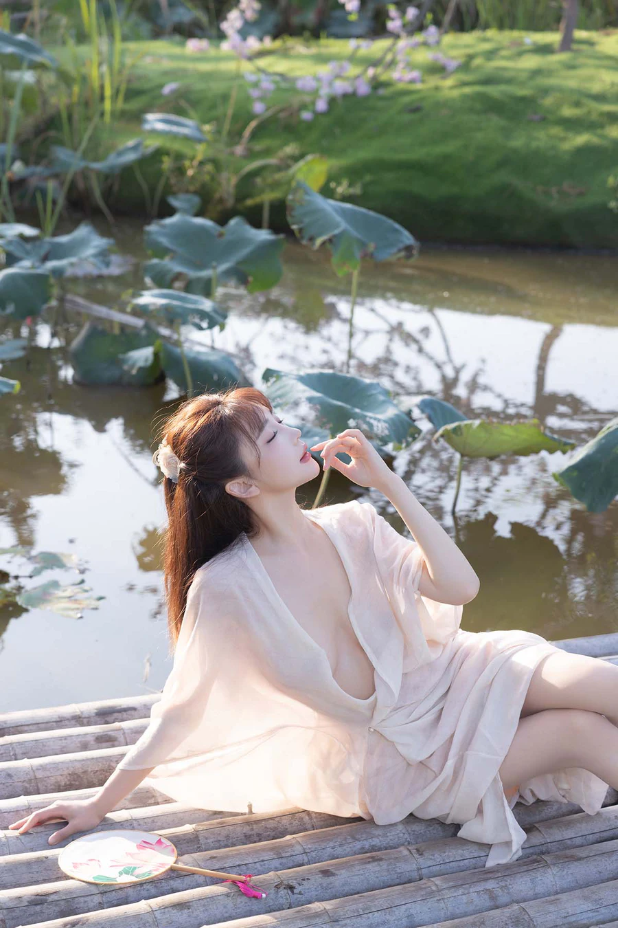 陆萱萱 – 荷花 JPJX极品精选-第1张