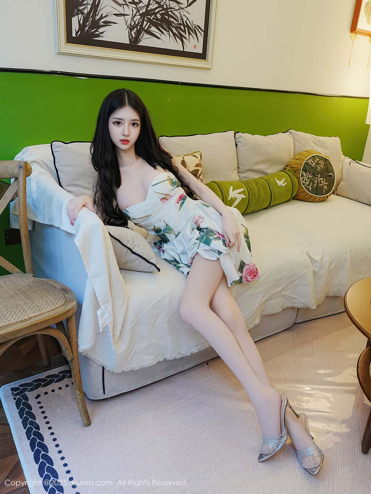 [Xiuren秀人网]2025.12.01 NO.11051 白小蝶 Xiuren秀人网-第2张