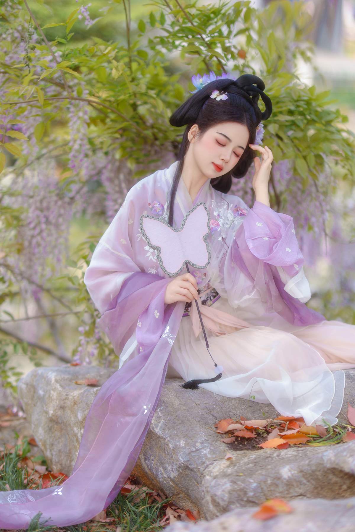 [YITUYU艺图语]2025.08.12 紫藤 小杜同学 YITUYU艺图语-第1张