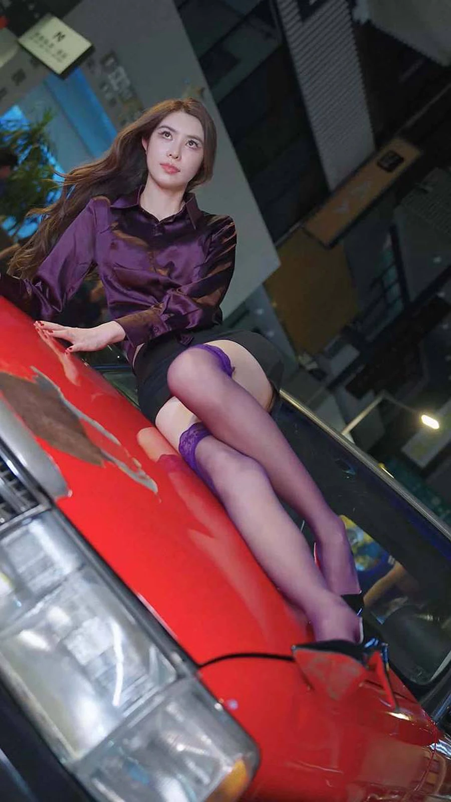 2024 广州车展 网红美女车模 beautyleg LOOKBOOK 99 街拍-第1张